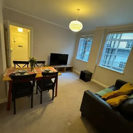 Hyde Park Great 1 Bedroom Flat * London