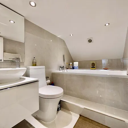 Holiday home Charming Family With Private Garden *