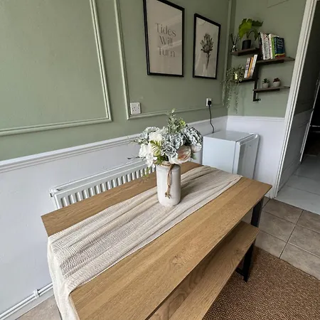 Apartment Grace House - 15 Minutes To London *