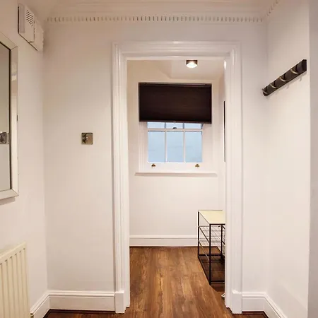 A Stunning In Paddington *