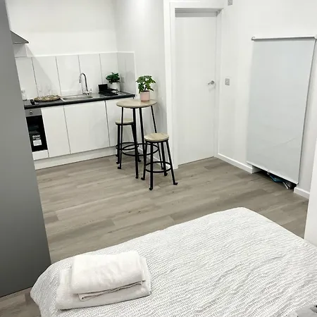 Charming 1-bed In