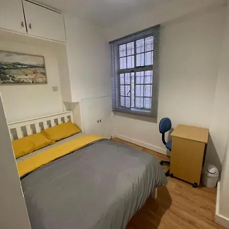 Hostel Sterling Ealing