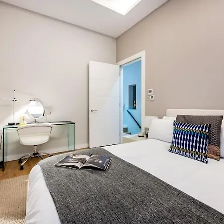 Holiday home Three Bedroom, Leicester Square Duplex