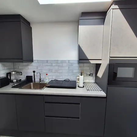 Apartment Park Retreat At