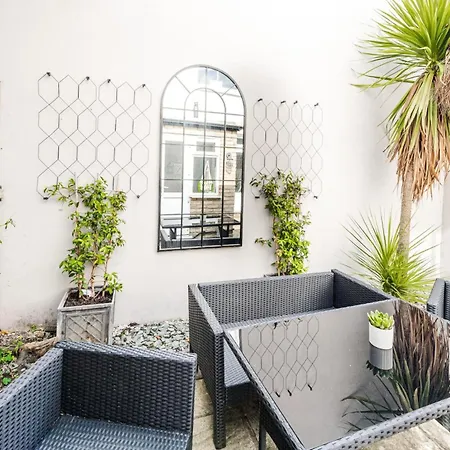 Apartment Clapham Calm 2 Bedroom Flat With Garden *