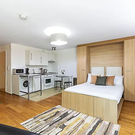 Modern Studio With Stunning City Views