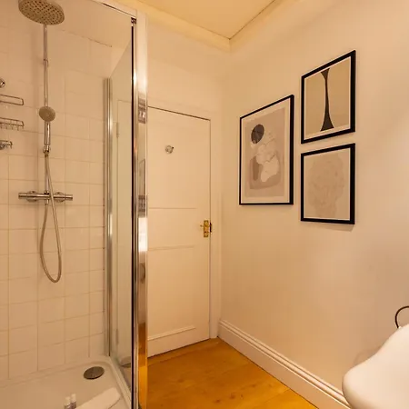 Apartment The Philbeach Gardens Place - Lovely 5bdr Flat With Terrace *
