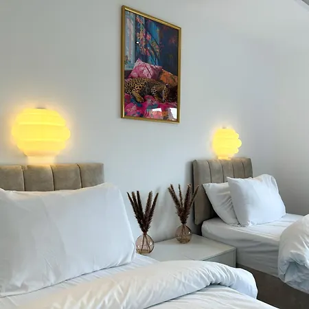 Luxurious 3bed House With Bath & Garden Holiday home