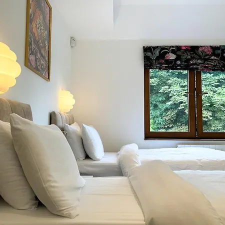 Holiday home Luxurious 3bed House With Bath & Garden *