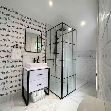 Apartment Fabulous West London