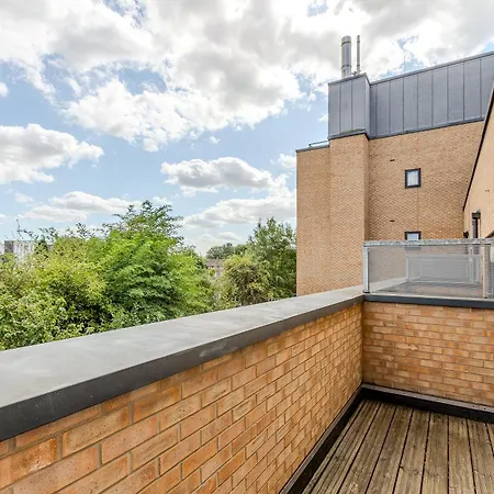 Holiday home Peaceful 4br With Garden& Parking In Walthamstow *