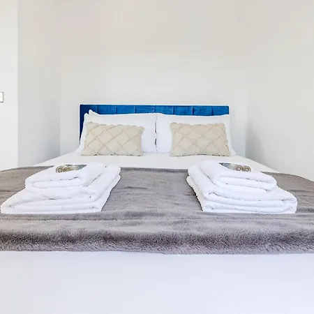 Peaceful 4br With Garden& Parking In Walthamstow * London