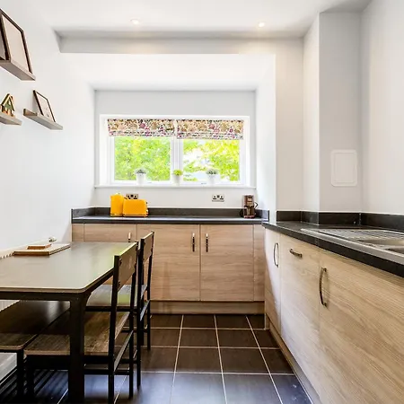 Holiday home Peaceful 4br With Garden& Parking In Walthamstow *