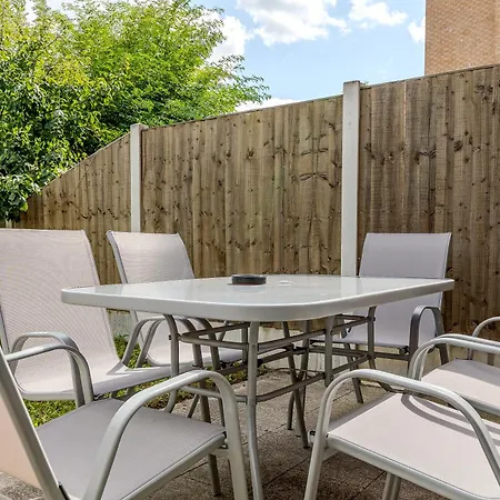 Holiday home Peaceful 4br With Garden& Parking In Walthamstow London