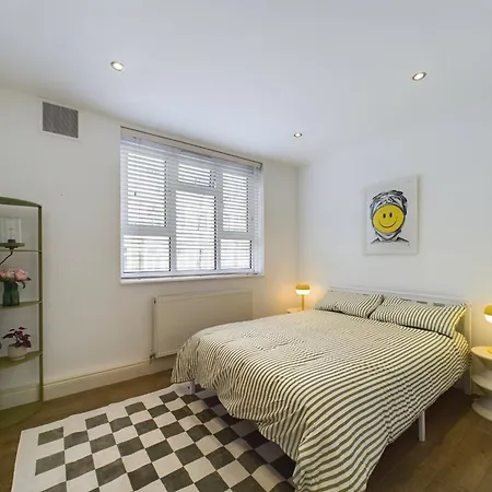 The Earl's Court Hideaway - Warm 3bdr House *