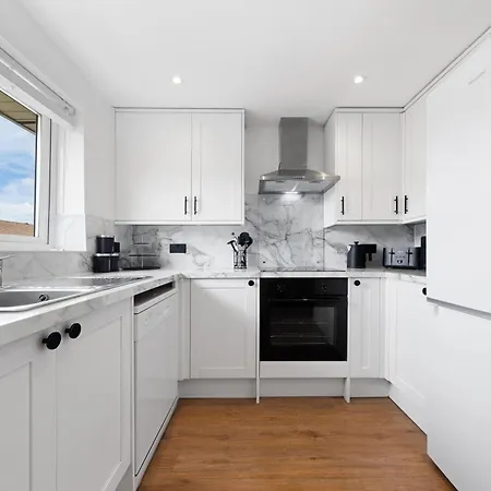 Luxurious 2br Flat, Free Parking, North London Apartment *
