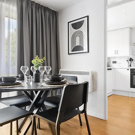 Luxurious 2br Flat, Free Parking, North London *