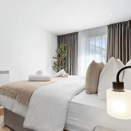 Luxurious 2br Flat, Free Parking, North London Finchley