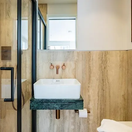 Two Bed Duplex In Covent Garden