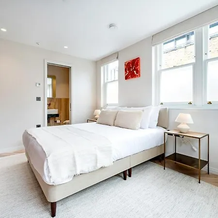 Apartment Two Bed Duplex In Covent Garden London