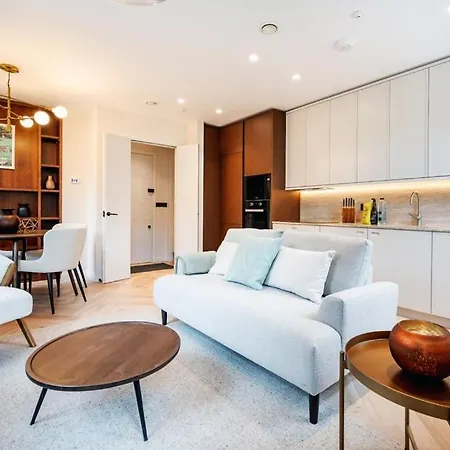 Apartment Two Bed Duplex In Covent Garden