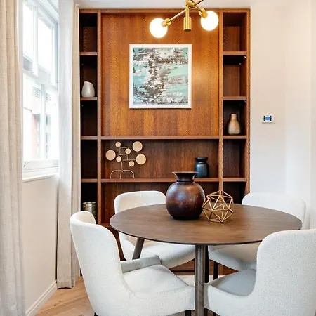Apartment Two Bed Duplex In Covent Garden London