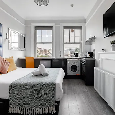 In The Heart Of High Street Kensington *