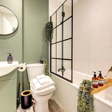 Marylebone Apartment,5th Floor,lift Out Of Order Apartment London