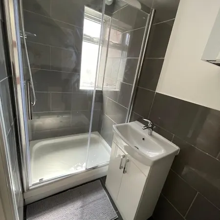 Immaculate 1 Bedroom Flat In Orpington