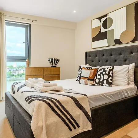 Apartmán Upscale Riverfront 1br Flat, Prestigious Battersea *