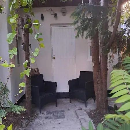 Apartment Picturesque - Own Entry - Professional
