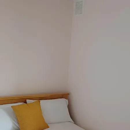 Apartment The Wheatland London