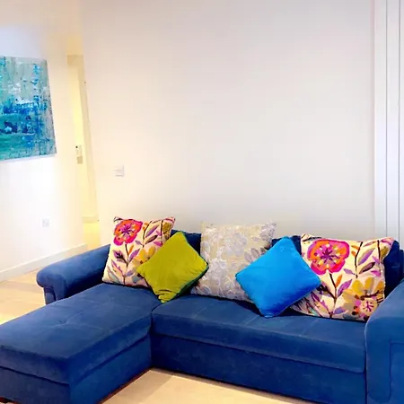 Luxe 2 Bedroom And Sofa Bed - Up To 6 Guests *