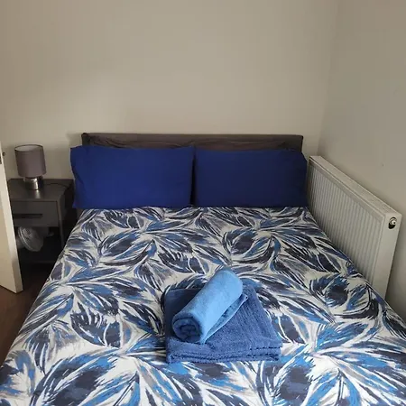 Batterseaflat Sleeps6 Refurbished Tv Apartment