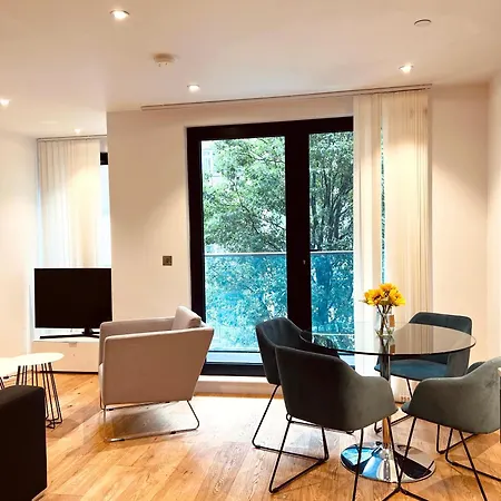 One Bedroom Apartment London