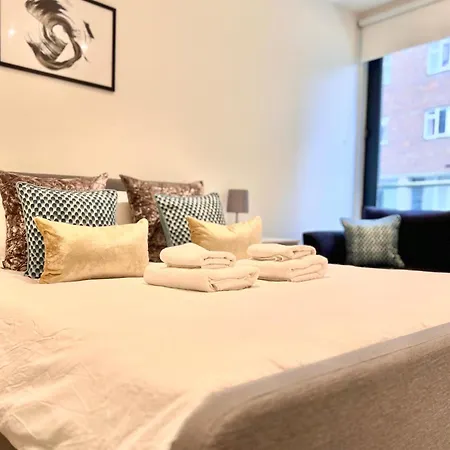 One Bedroom Apartment