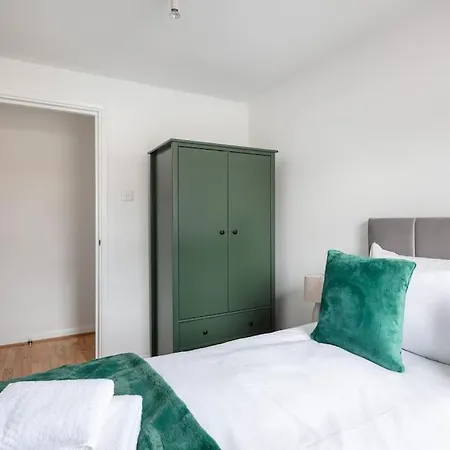 Bright N' Charming Air Conditioned Two Bed In Heart Of Apartamento Londres