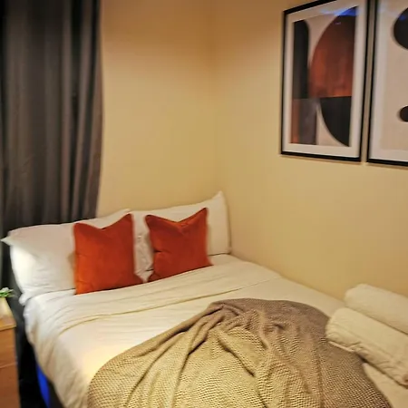 Holiday home Cozy Near O2 Arena London