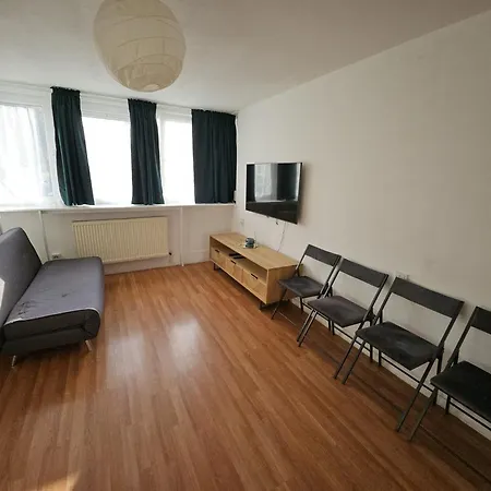 Convenient Near Kings Cross London
