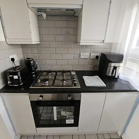 Convenient Near Kings Cross London