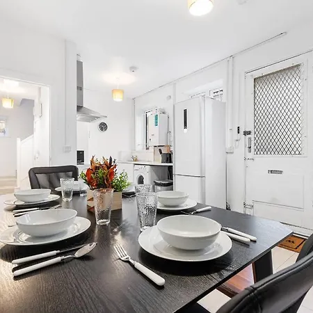 Apartment Near Kings Cross Sleep 12 Sp7 London