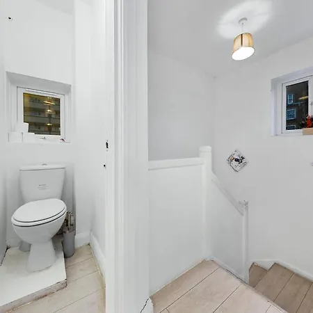 Apartment Near Kings Cross Sleep 12 Sp7 *