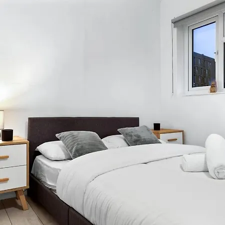 Near Kings Cross Sleep 12 Sp7 *
