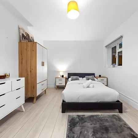 Apartment Near Kings Cross Sleep 12 Sp7 London