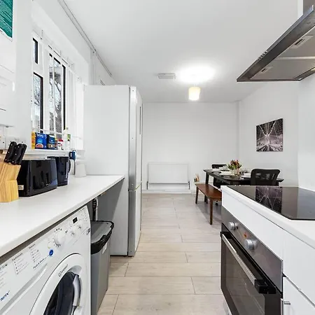 Near Kings Cross Sleep 12 Sp7 Apartment *