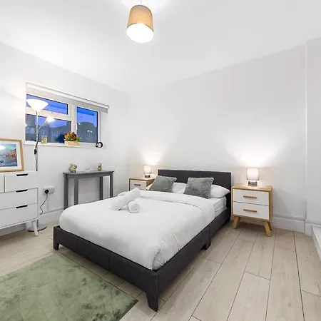 Near Kings Cross Sleep 12 Sp7 Apartment *