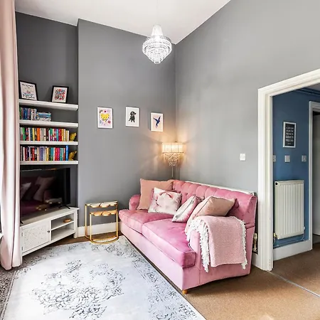 Chic 1 Bedroom Parkview Flat At Arundel Square Appartamento
