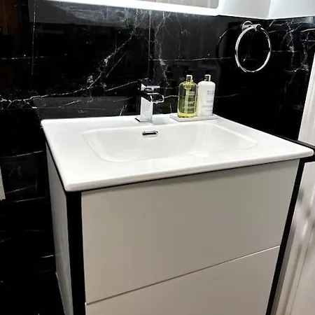 Stylish Flat In Notting Hill London