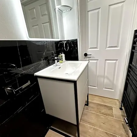Stylish Flat In Notting Hill *