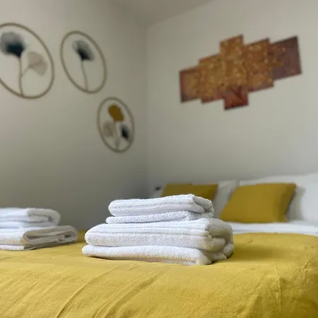 Flat In West Kensington London